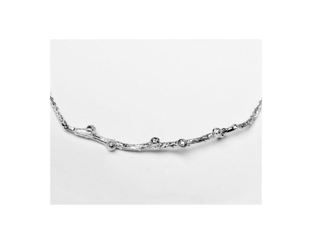 Larch-Necklace-Gold-1-1024x800